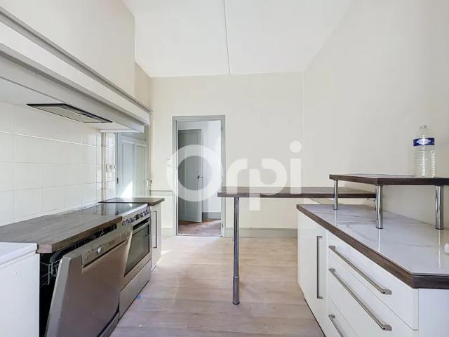 Appartement location à Brive-la-Gaillarde, Brive-la-gaillarde