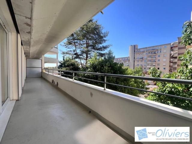 Appartement location à Versailles, Montigny-le-bretonneux