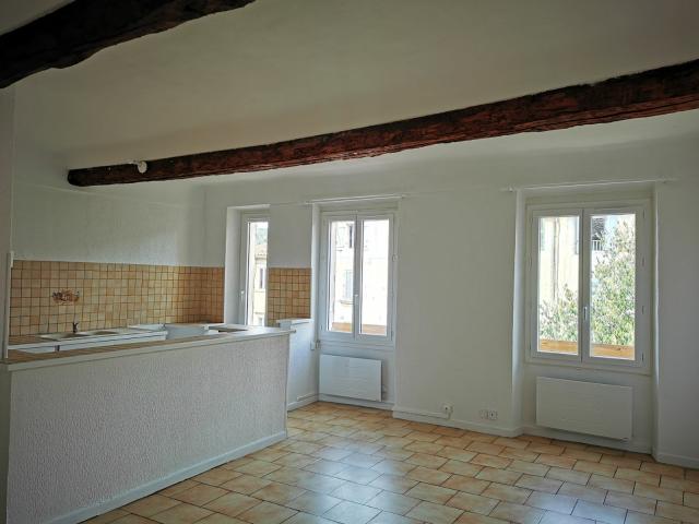 Appartement location à Arrondissement de Toulon, Solliès-toucas