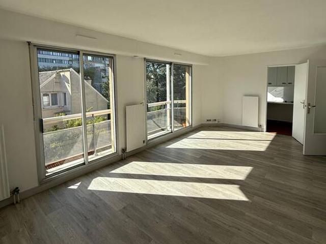Appartement location à Quartier de l'Université, Nanterre