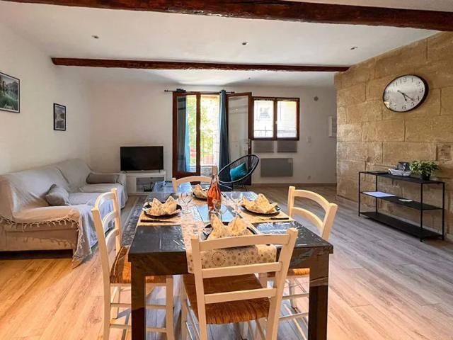 Appartement location à Vielle Ville, Remoulins