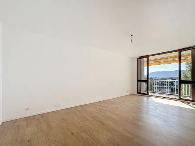 Appartement location à Les Cheneviers, Bourg-lès-Valence