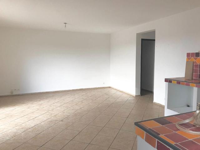 Appartement location à Lotissement la Terre de Bayle, La Fare-les-Oliviers