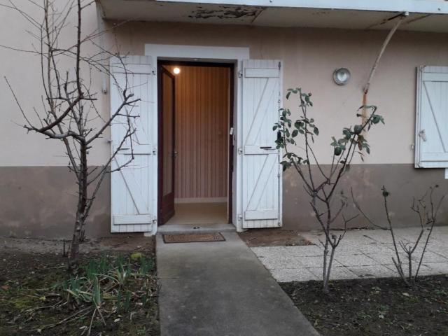 Appartement location à France métropolitaine, Le Coteau