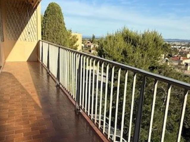 Appartement location à Arrondissement de Toulon, Hyères