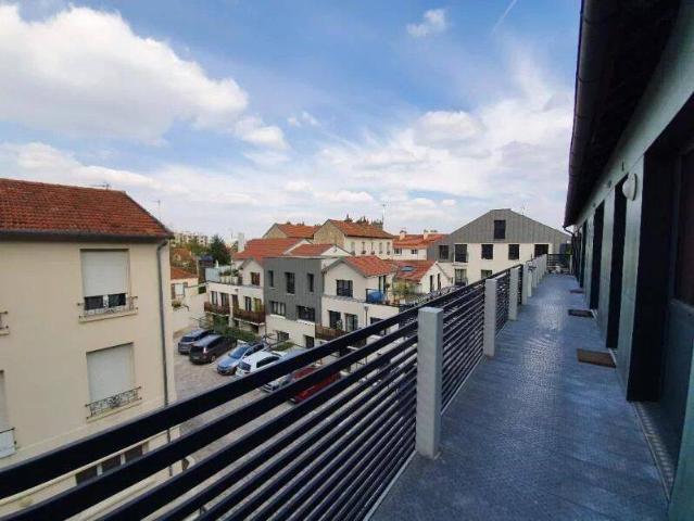 Studio location à Bourg-la-Reine, Hauts-de-Seine