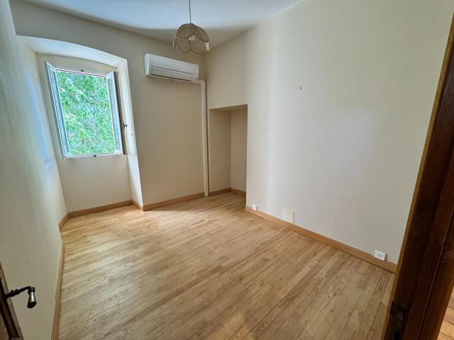 Appartement location à Corte, Castellare-di-casinca