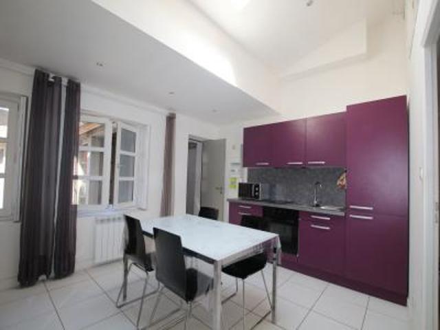 Appartement location à Saint-Étienne, Saint-etienne