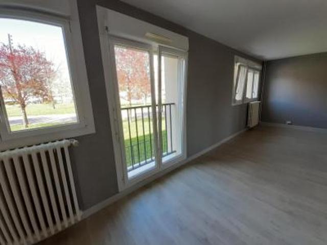 Appartement location à Neufchâteau, Châtenois