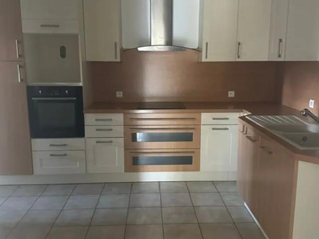 Appartement location à Siany, Averdon