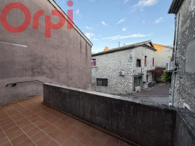 Appartement location à Saint-Laurent-sous-Coiron, Ardèche