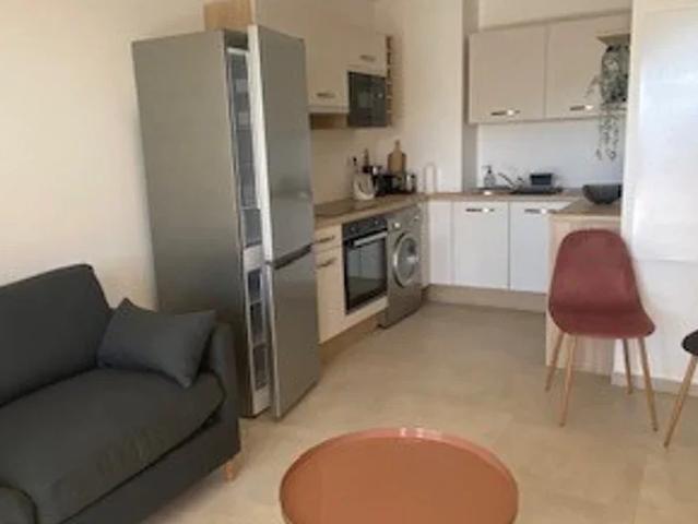 Appartement location à Arrondissement de Toulon, La Londe-les-maures