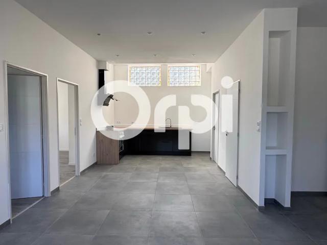 Appartement location à Vienne, Saint-etienne-de-saint-geoirs