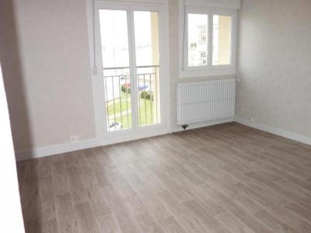 Appartement location à Neufchâteau, Contrexéville