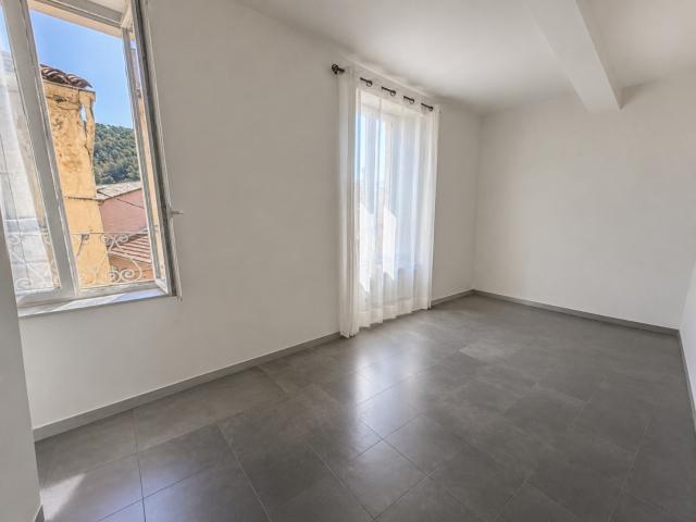 Appartement location à Arrondissement de Toulon, Solliès-toucas