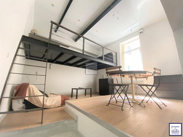 Appartement location à Aix-en-Provence, Aix-en-provence