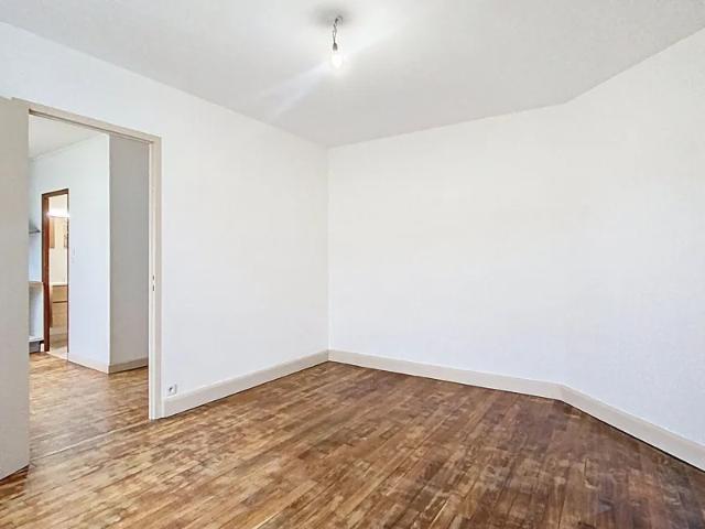 Appartement location à Neufchâteau, Châtenois
