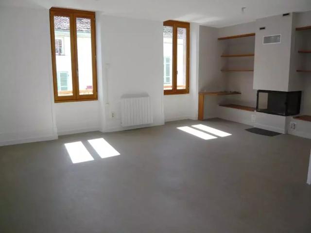 Appartement location à La Tour-du-Pin, Les Avenières