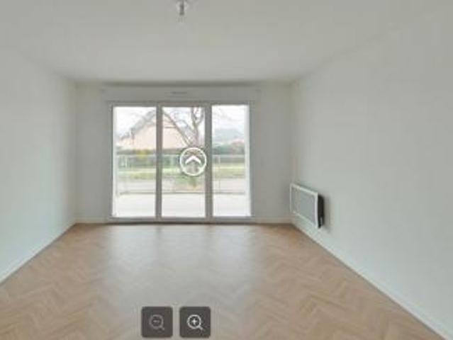 Appartement location à Laval, L'huisserie