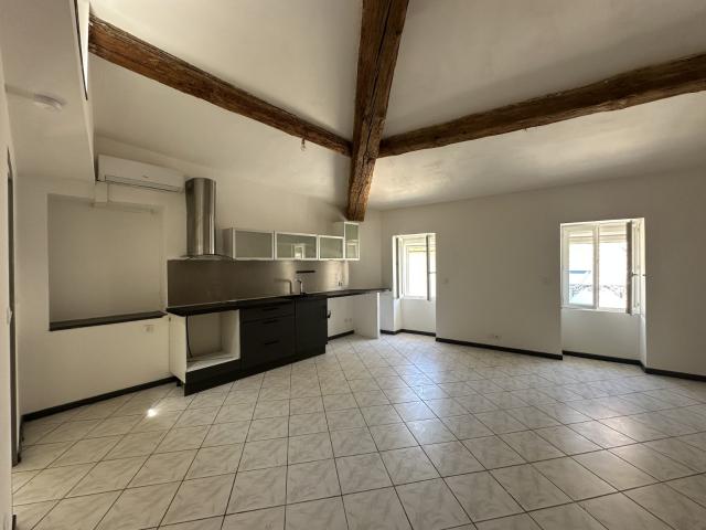 Appartement location à Nîmes, Combas