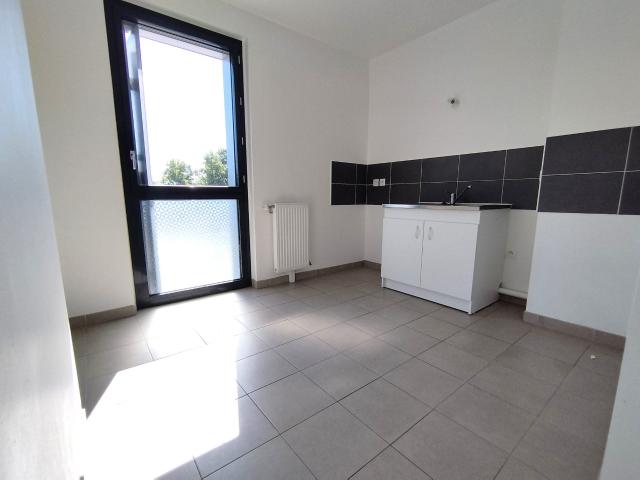 Appartement location à Zone d'activités Chartres Est Secteur Le Jardin d’Entreprises, Gellainville