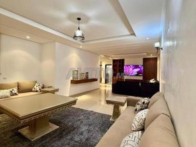 Appartement location à Hay Mohammadi ⵃⴰⵢ ⵎⵓⵃⴰⵎⴰⴷⵉ حي المحمدي, Casablanca ⵜⴰⴷⴷⴰⵔⵜ ⵜⵓⵎⵍⵉⵍⵜ الدار البيضاء