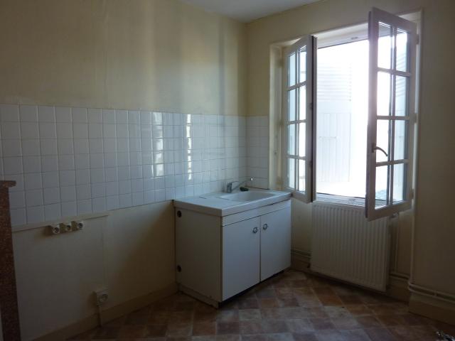 Appartement location à Montmorillon, Lathus-saint-rémy