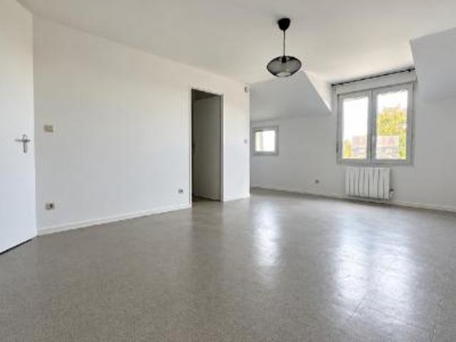 Appartement location à Le Château d'Eau, Louvres