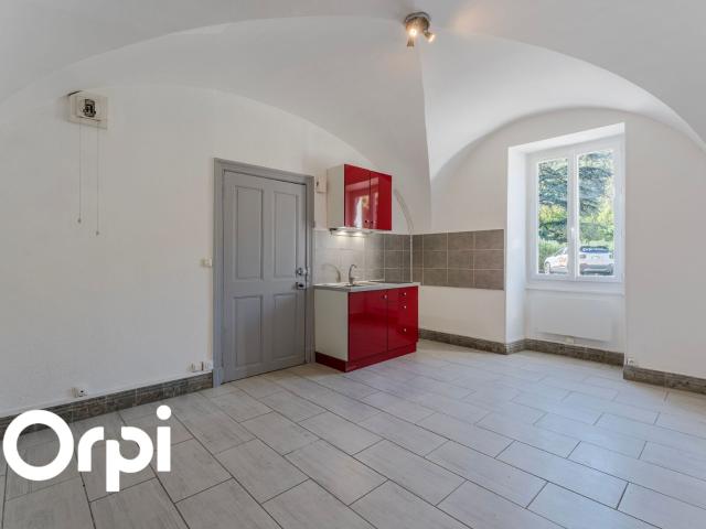 Appartement location à Les Roberts, Saint-Julien-en-Saint-Alban