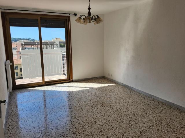 Appartement location à Saint-Roch, Nice