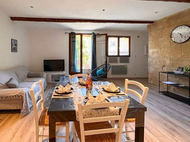 Appartement location à Vielle Ville, Remoulins