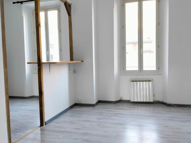 Appartement location à Gammal, Molières-sur-Cèze