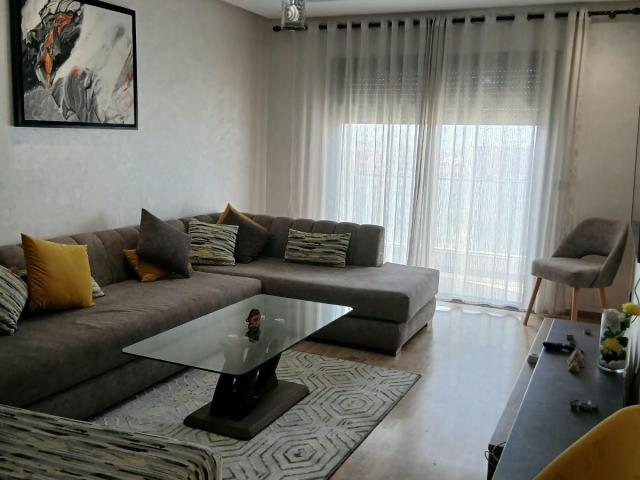 Appartement location à Roches-Noires ⵙⵓⵅⵓⵔ ⵙⴰⵡⴷⴰ الصخور السوداء, Casablanca ⵜⴰⴷⴷⴰⵔⵜ ⵜⵓⵎⵍⵉⵍⵜ الدار البيضاء