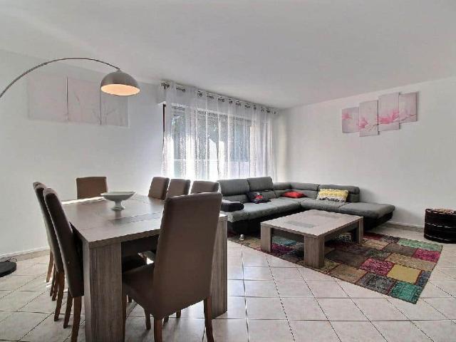 Appartement location à France métropolitaine, Martinique