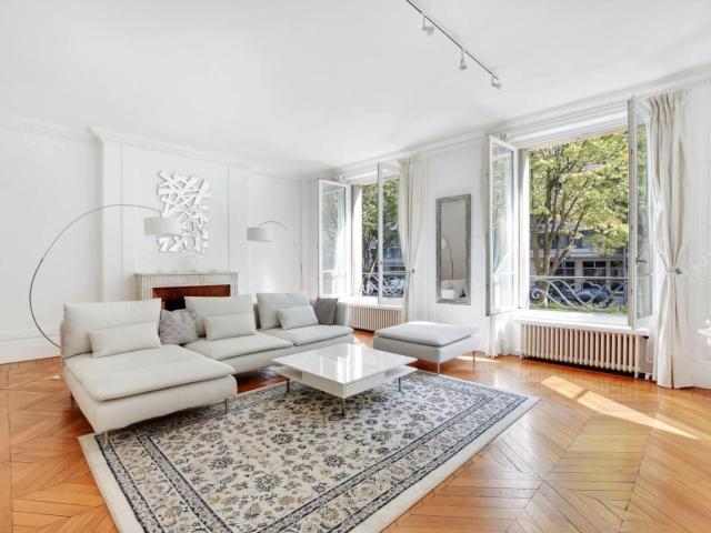 Appartement location à Paris, Île-de-France