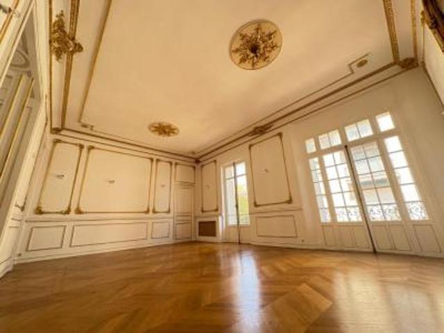 Appartement location à Quartier Jean-Médecin, Nice