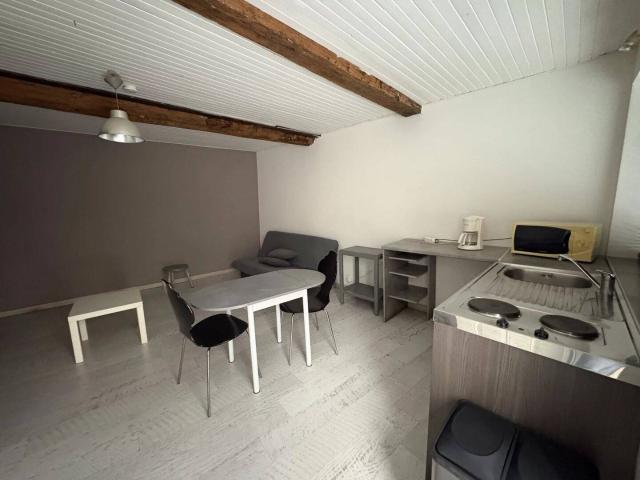 Studio location à Écusson, Nîmes