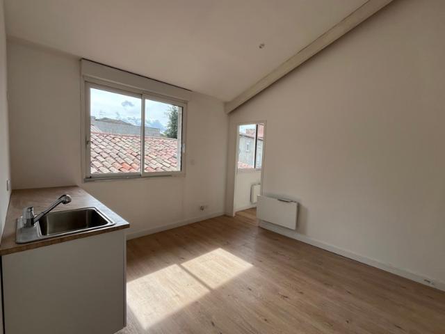 Appartement location à Notre-Dame-de-Sanilhac, Sanilhac