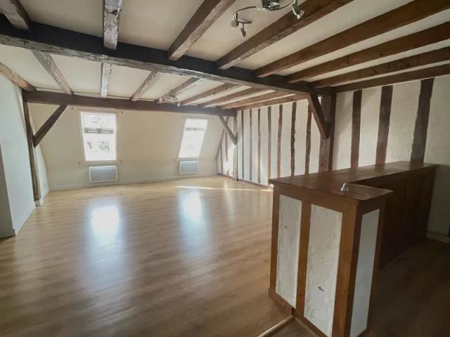 Appartement location à Loches, Château-renault
