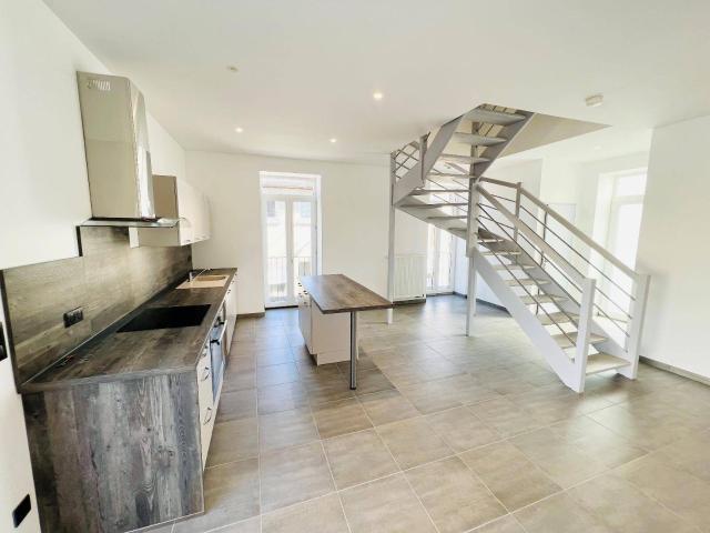 Appartement location à Saint-Laurent-sur-Saône, Ain