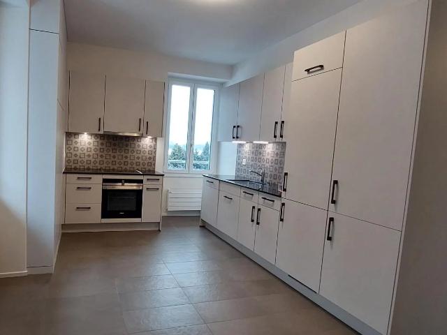 Apartment mieten in Roche (VD), Waadt