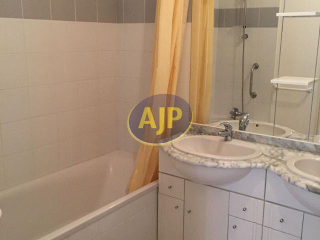 Appartement location à Rochefort, Le Rocher