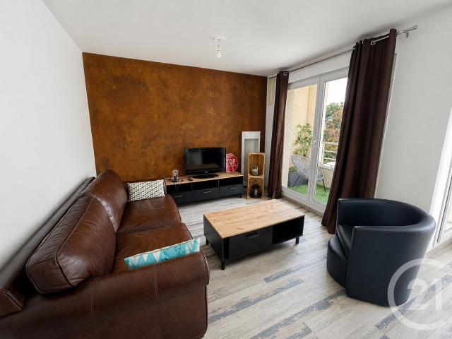 Appartement location à Le Bezy, Chaingy