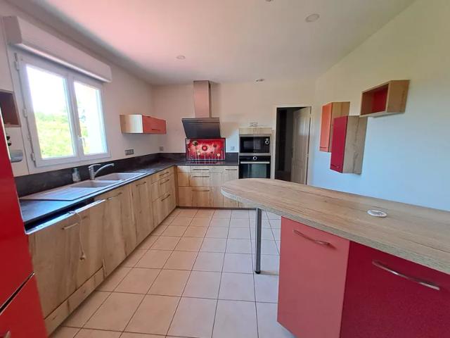 Appartement location à Saintes, Pont-l'abbé-d'arnoult