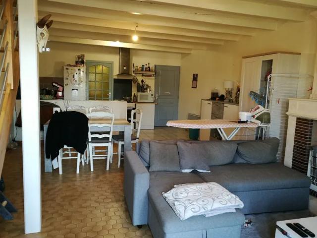 Appartement location à Saintes, Saint-georges-des-coteaux