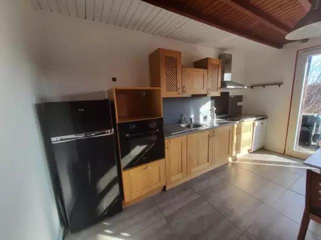 Appartement location à Vienne, Saint-etienne-de-saint-geoirs