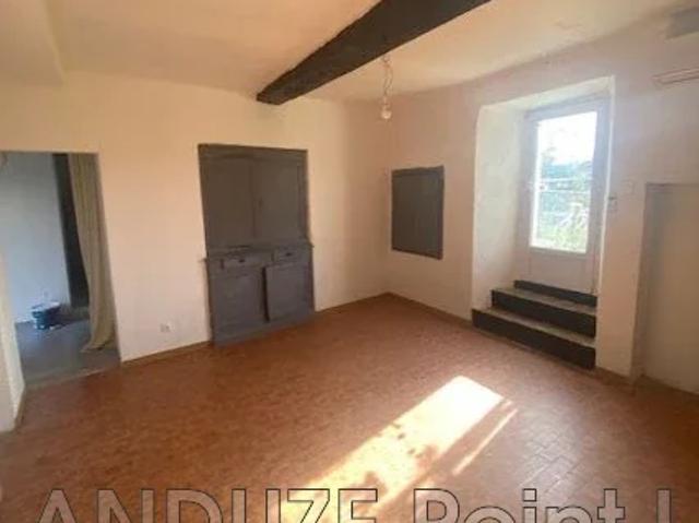 Appartement location à La Chapelle, Saint-Bonnet-de-Salendrinque