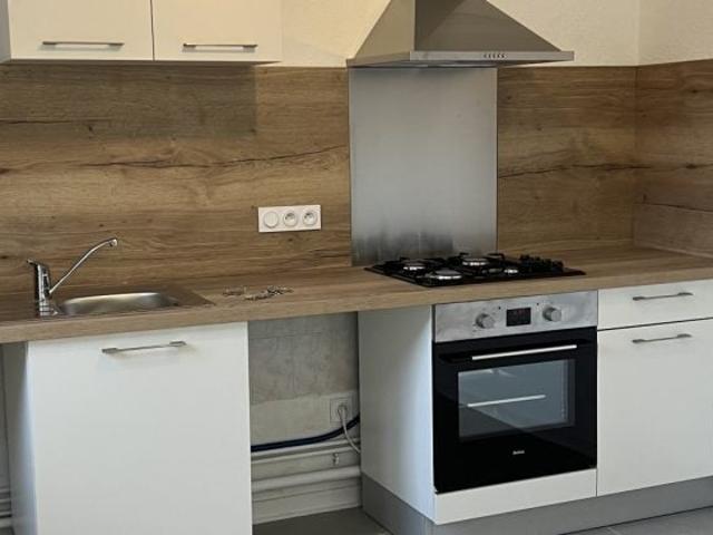 Appartement location à Le Village, Saint-Jean-de-Galaure