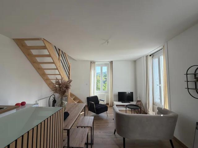 Appartement location à Asnières, Saint-Just-Saint-Rambert