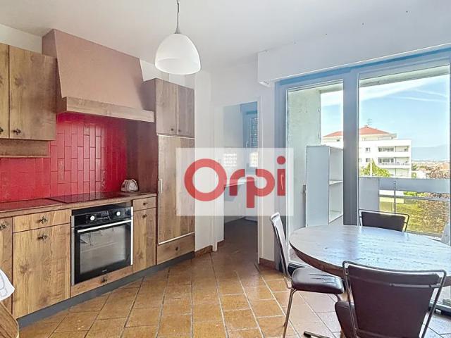 Appartement location à Saint-Julien-en-Genevois, Vétraz-monthoux